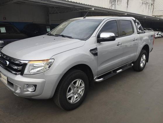 FORD RANGER 3.2 XLT 4X4 CD 20V DIESEL 4P AUTOMÁTICO